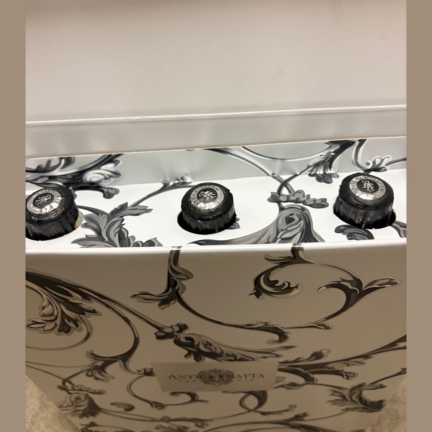 Luxe doos Antica Fratta Essence Saten DOCG 2020 (3 flessen)